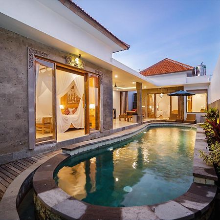 Gyanesh Villa Ubud  Luaran gambar