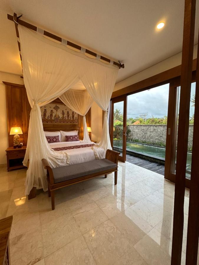 Gyanesh Villa Ubud  Luaran gambar